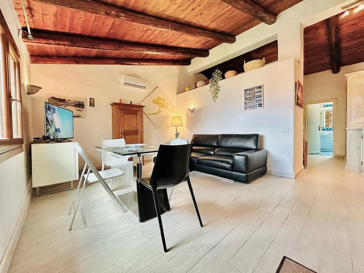 Sea View 2Br Parking Wifi 5Min Porto Cervo, Baja Sardinia, Poltu Quatu 4Pax公寓 公寓